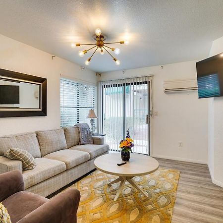 Vacation Rental Near Las Vegas Strip With Pool! Exterior photo