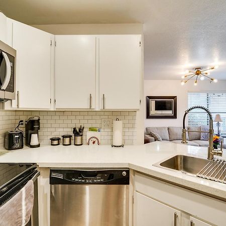 Vacation Rental Near Las Vegas Strip With Pool! Exterior photo