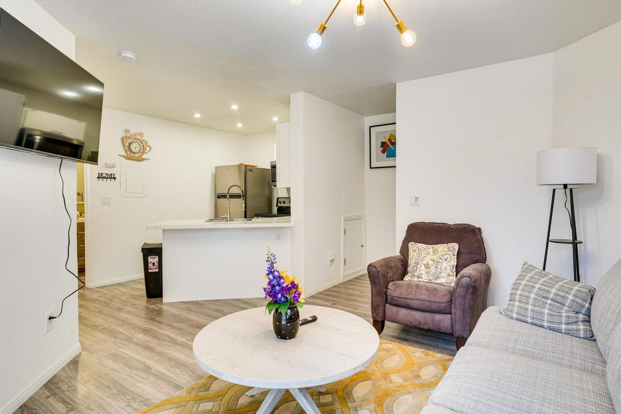 Vacation Rental Near Las Vegas Strip With Pool! Exterior photo