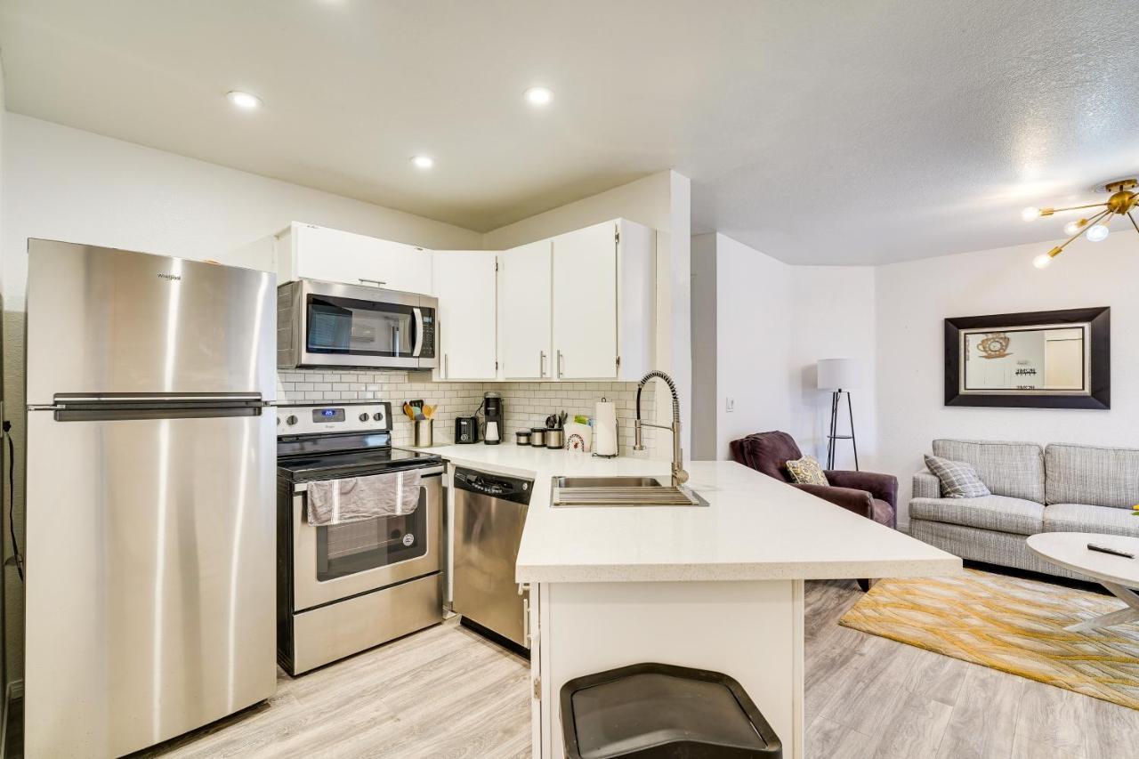 Vacation Rental Near Las Vegas Strip With Pool! Exterior photo