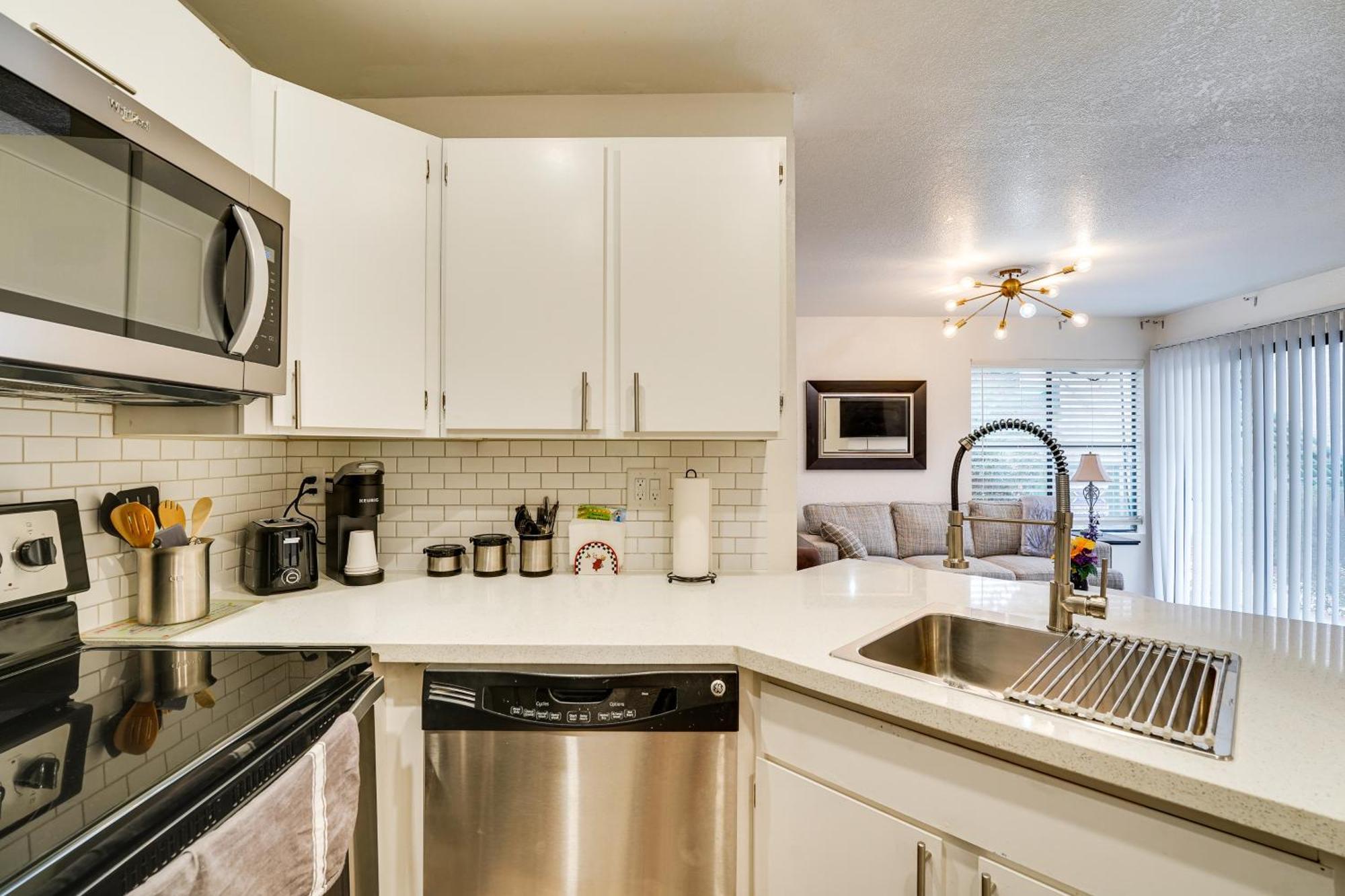 Vacation Rental Near Las Vegas Strip With Pool! Exterior photo